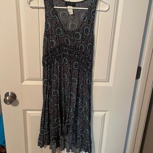 B smart dress - purple blue black floral hi low so adorable